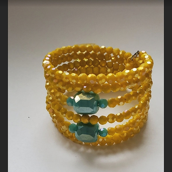 Girls Handmade Memory Wire Wrap Bracelet with Charms - Picture 2 of 3